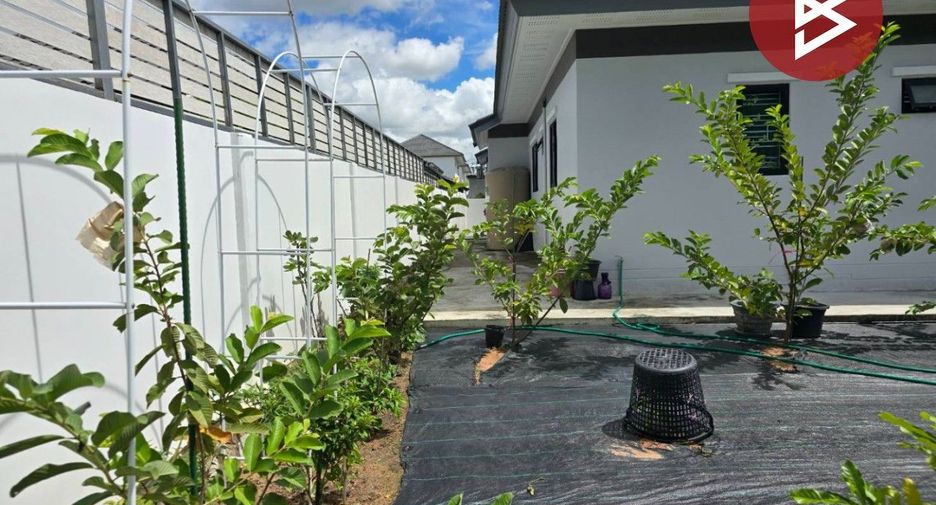 Haus zum Kauf mit 3 Zimmer in Si Racha, Chonburi