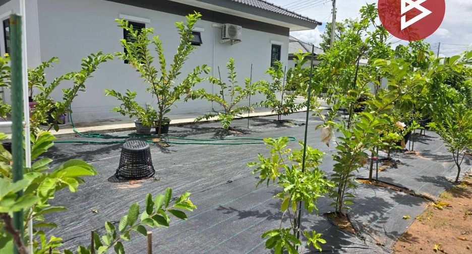 Haus zum Kauf mit 3 Zimmer in Si Racha, Chonburi