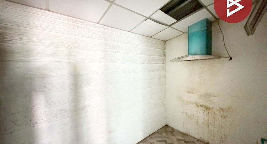 For sale 2 bedrooms townhouse in Lam Luk Ka, Pathum Thani