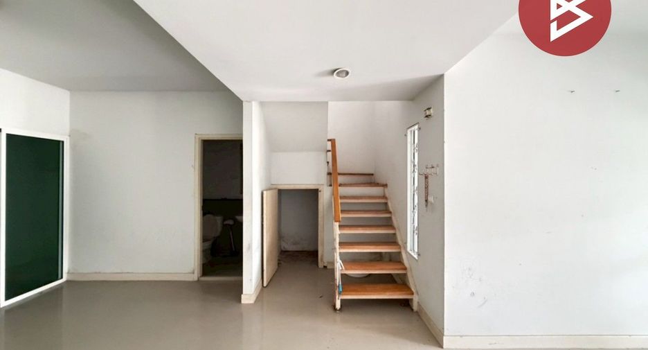 For sale 2 bedrooms townhouse in Lam Luk Ka, Pathum Thani