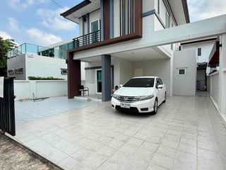 À louer 3 chambres maison à Bang Lamung, Chonburi