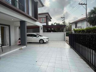 À louer 3 chambres maison à Bang Lamung, Chonburi