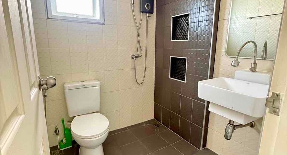 For rent 3 bedrooms house in Bang Lamung, Chonburi