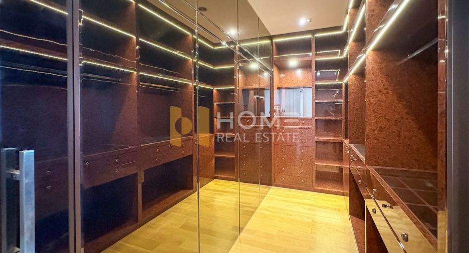 For sale 4 bedrooms house in Bueng Kum, Bangkok