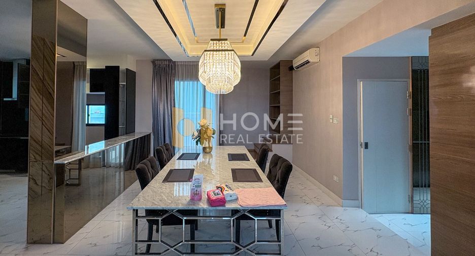 For sale 4 bedrooms house in Bueng Kum, Bangkok