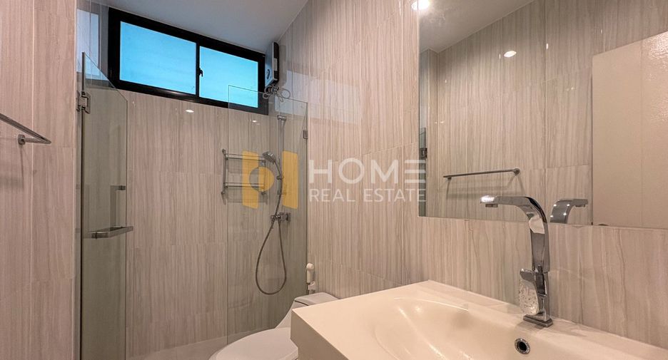 For sale 4 bedrooms house in Bueng Kum, Bangkok