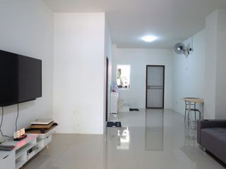 出售 2 卧室 联排别墅 在 Bang Lamung, Chon Buri