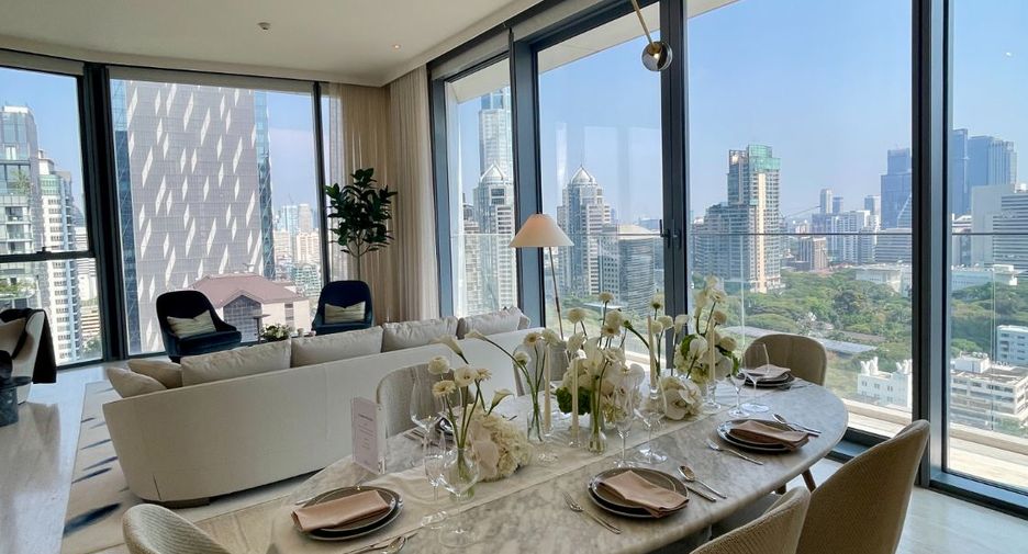 For sale 2 bedrooms condo in Pathum Wan, Bangkok