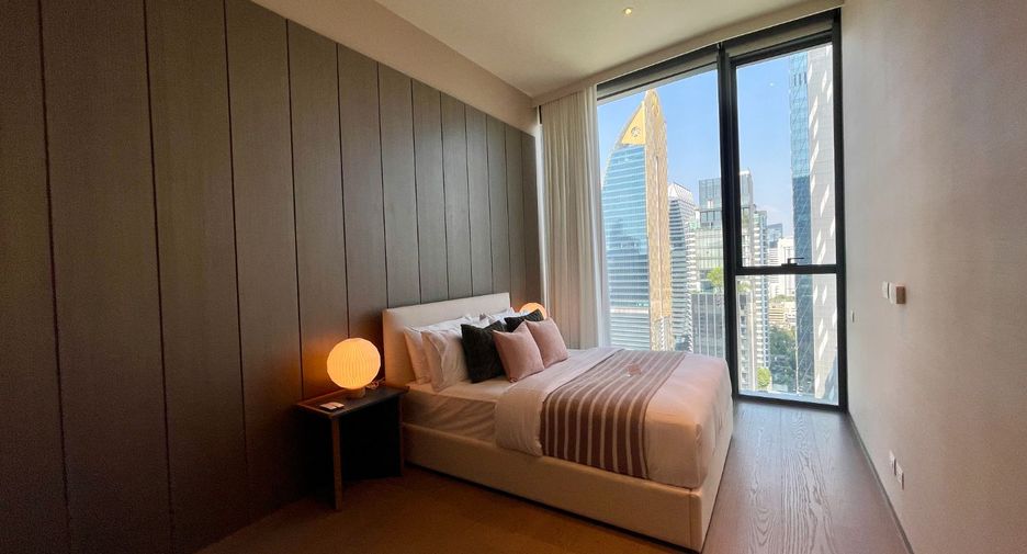 For sale 2 bedrooms condo in Pathum Wan, Bangkok