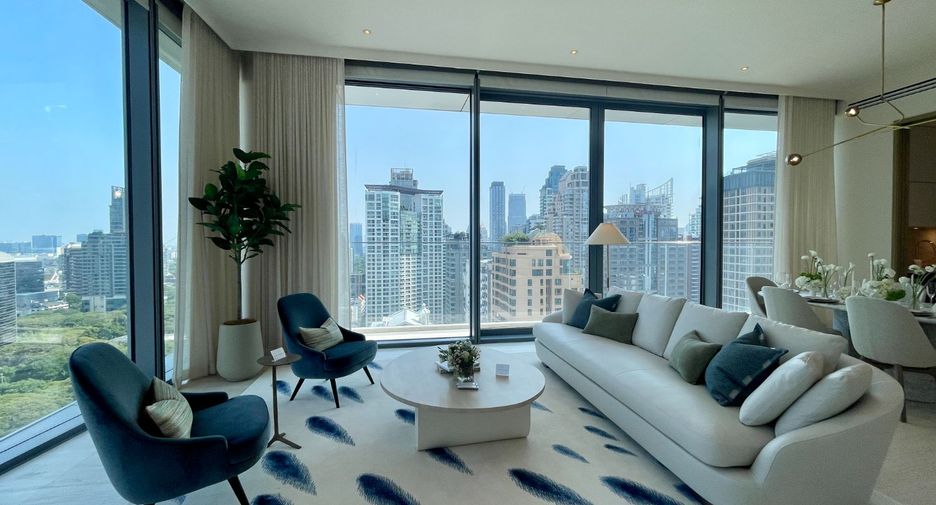 For sale 2 bedrooms condo in Pathum Wan, Bangkok