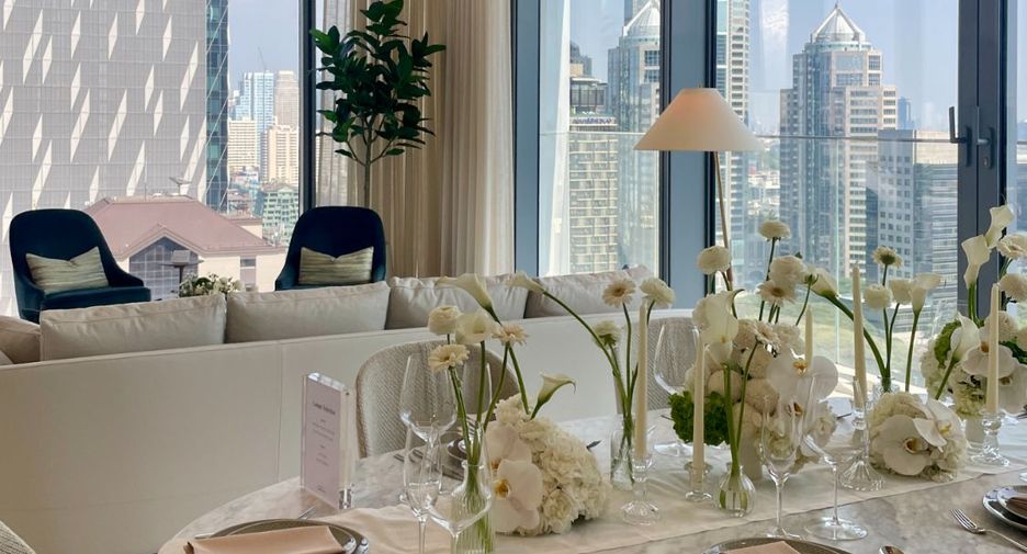 For sale 2 bedrooms condo in Pathum Wan, Bangkok
