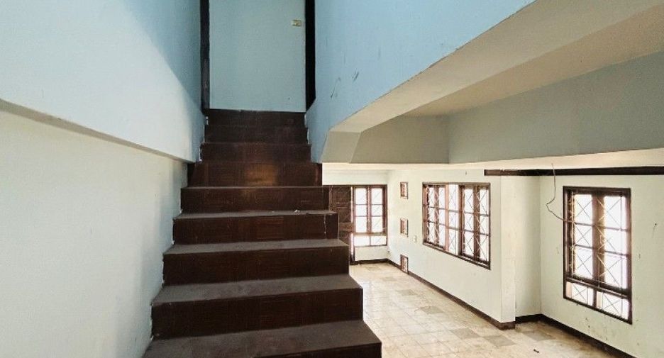 Casa en venta de 4 habitaciones en Mueang Chon Buri, Chonburi
