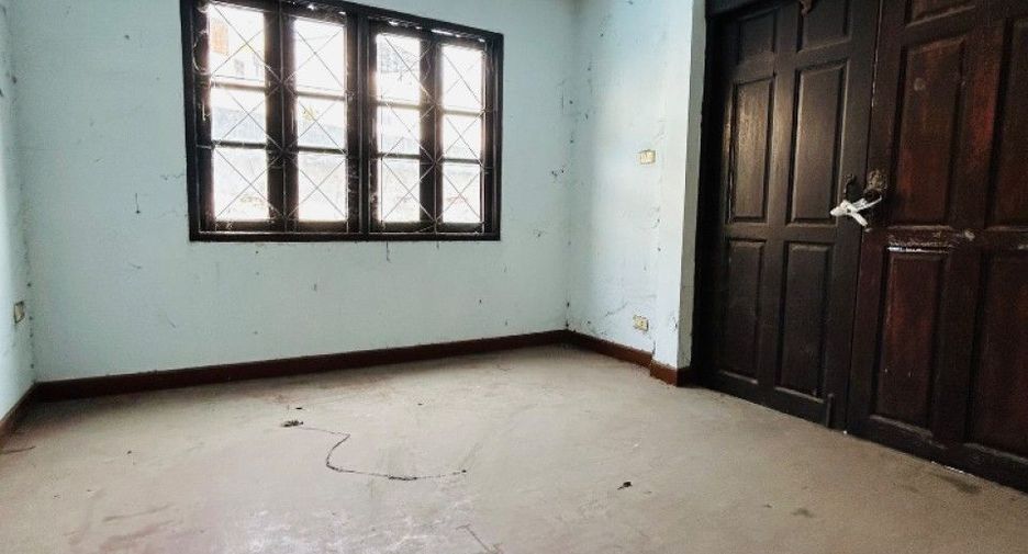 Casa en venta de 4 habitaciones en Mueang Chon Buri, Chonburi