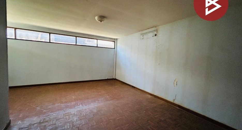 Casa en venta de 4 habitaciones en Mueang Chon Buri, Chonburi
