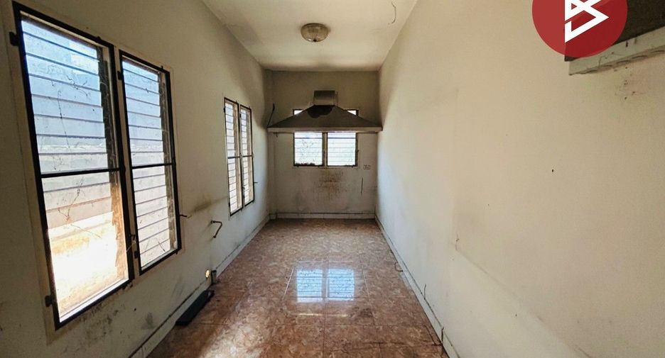 Casa en venta de 4 habitaciones en Mueang Chon Buri, Chonburi