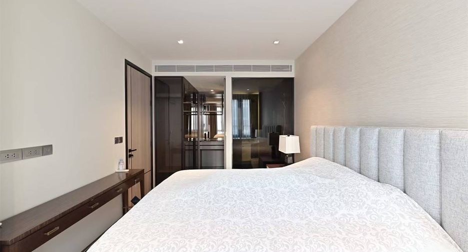 For rent and for sale 2 bedrooms condo in Watthana, Bangkok