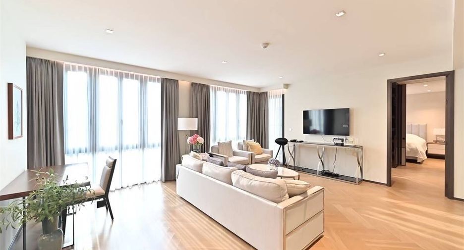 For rent and for sale 2 bedrooms condo in Watthana, Bangkok