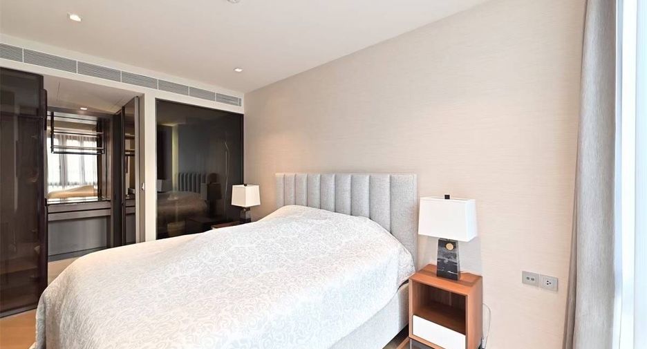 For rent and for sale 2 bedrooms condo in Watthana, Bangkok
