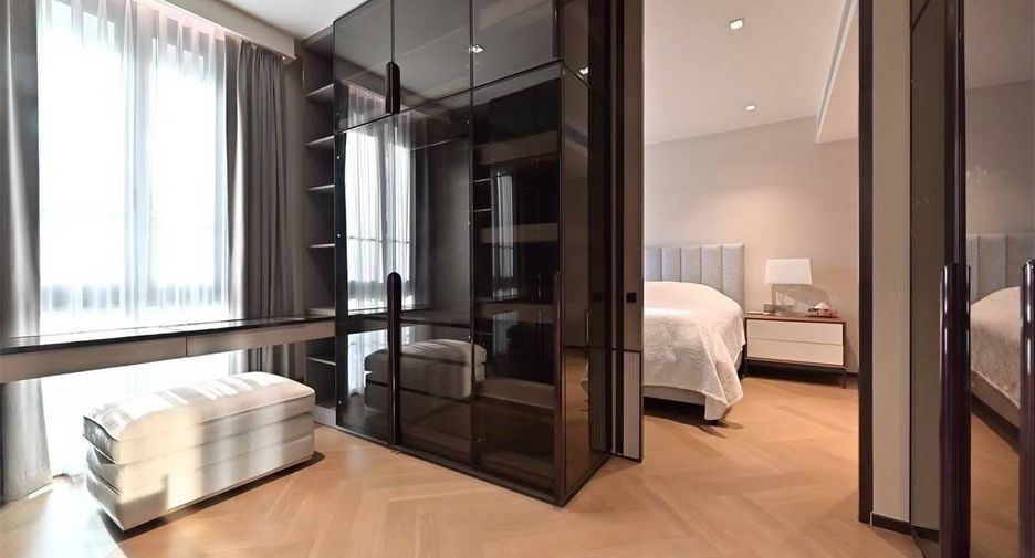 For rent and for sale 2 bedrooms condo in Watthana, Bangkok