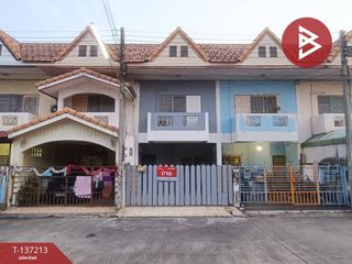 Casa adosada en venta de 2 habitaciones en Krathum Baen, Samut Sakhon
