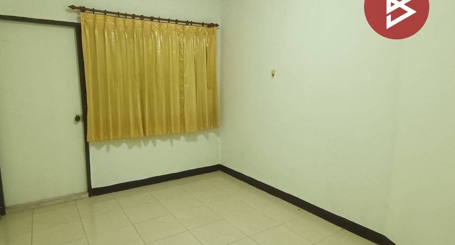 Casa adosada en venta de 2 habitaciones en Krathum Baen, Samut Sakhon