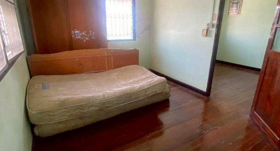 For sale 2 bedrooms townhouse in Bang Khae, Bangkok