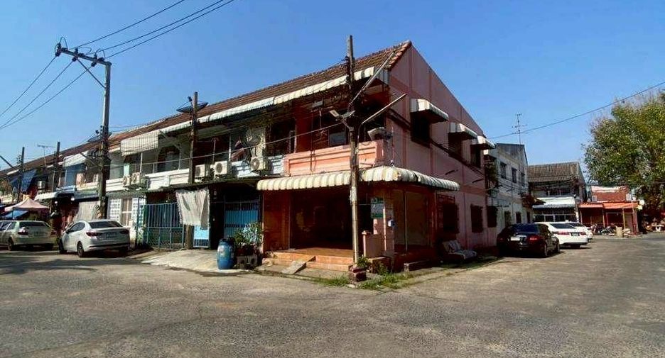 For sale 2 bedrooms townhouse in Bang Khae, Bangkok