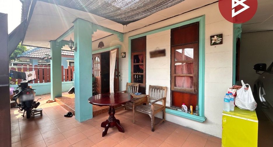 À vendre 2 chambres maison à Si Racha, Chonburi