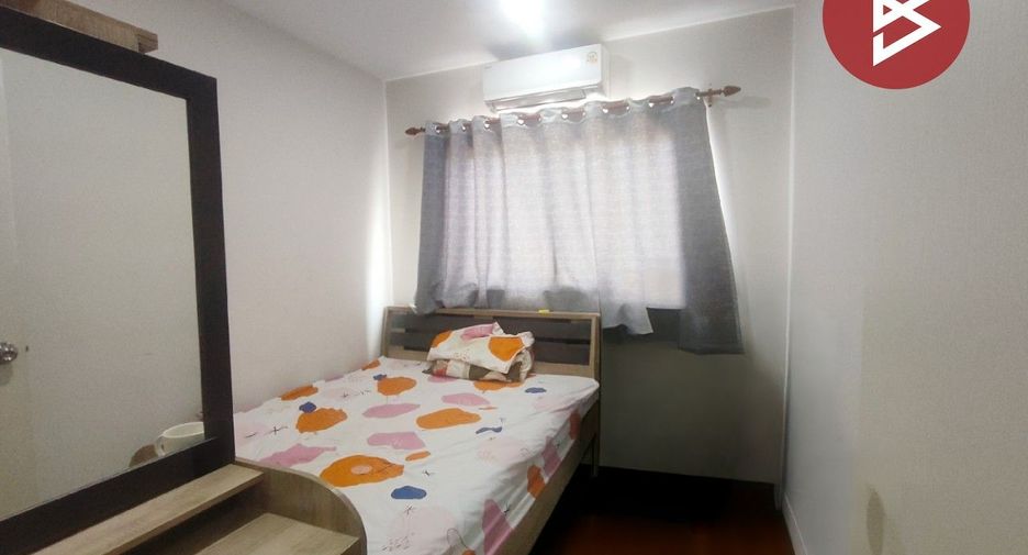 For sale 4 bedrooms townhouse in Mueang Chachoengsao, Chachoengsao