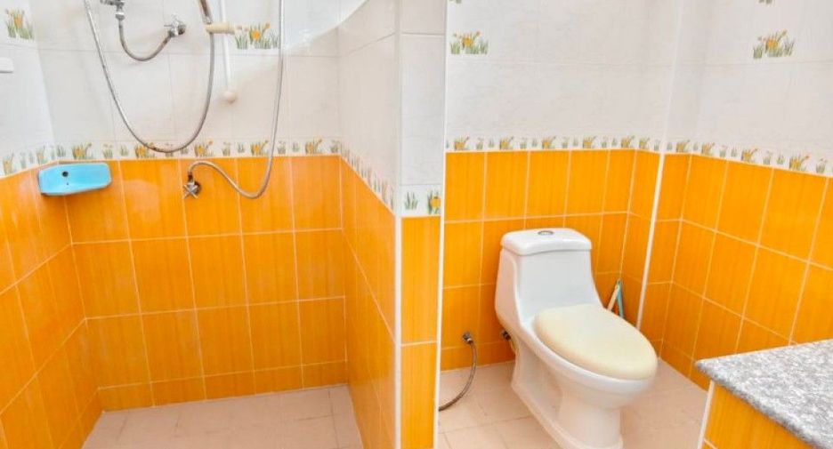 For sale 4 bedrooms house in Mueang Chachoengsao, Chachoengsao