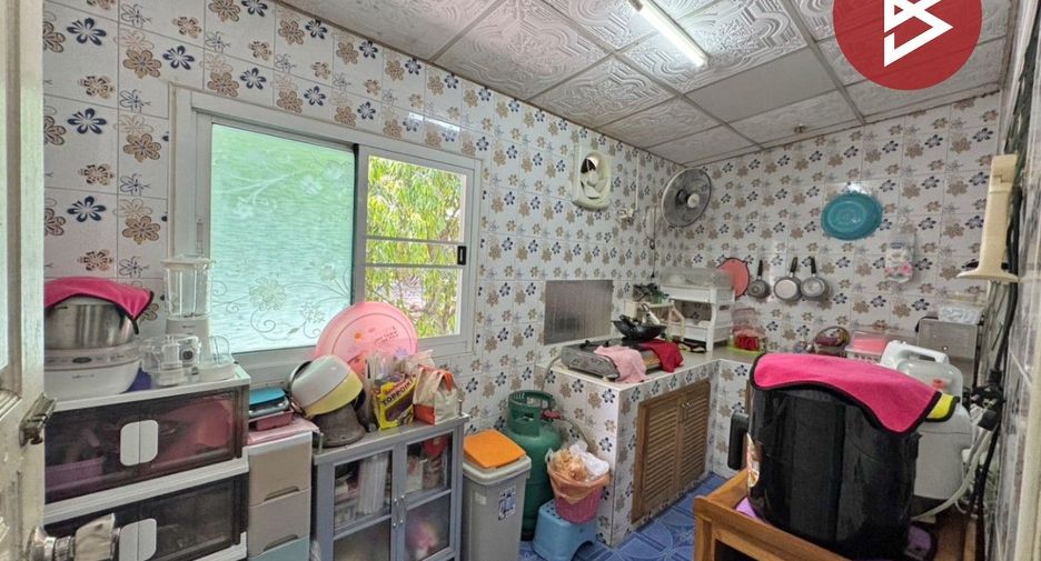 Reihenhaus zum Kauf mit 4 Zimmer in Phasi Charoen, Bangkok