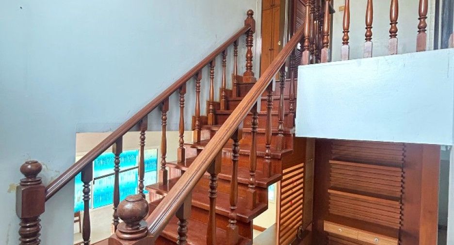 Casa en venta de 3 habitaciones en Thung Khru, Bangkok