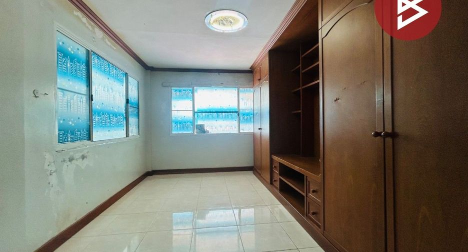 Casa en venta de 3 habitaciones en Thung Khru, Bangkok