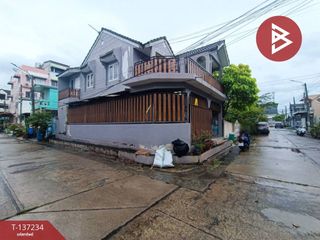 À vendre 3 chambres maison de ville à Bang Khun Thian, Bangkok