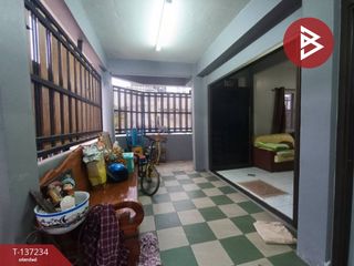 À vendre 3 chambres maison de ville à Bang Khun Thian, Bangkok