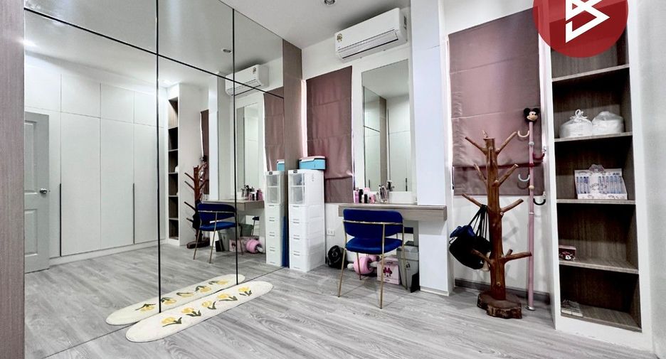 出售 4 卧室 独立屋 在 Mueang Chon Buri, Chon Buri