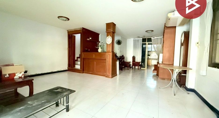 For sale 3 bedrooms house in Mueang Chanthaburi, Chanthaburi