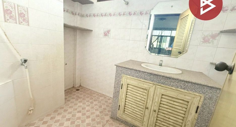 For sale 3 bedrooms house in Mueang Chanthaburi, Chanthaburi