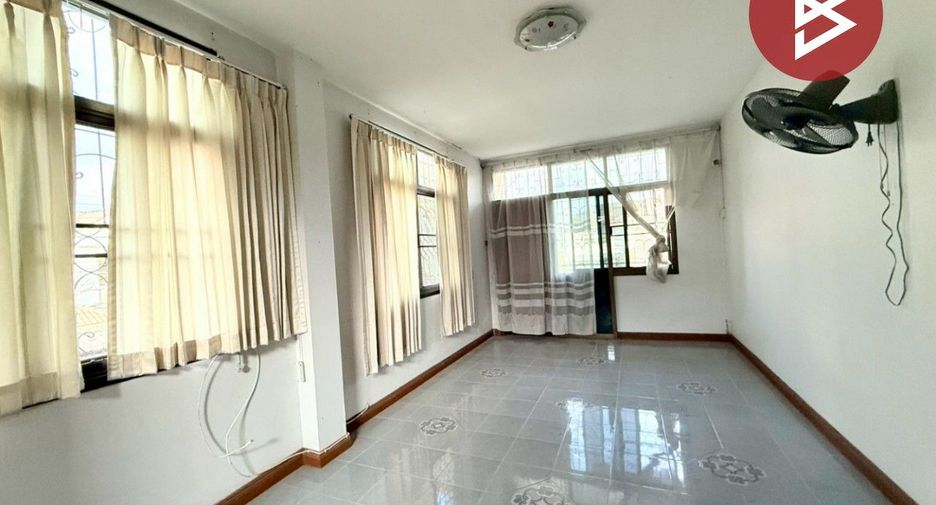 For sale 3 bedrooms house in Mueang Chanthaburi, Chanthaburi