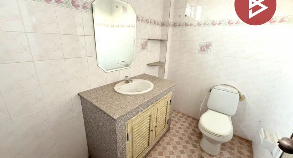 For sale 3 bedrooms house in Mueang Chanthaburi, Chanthaburi
