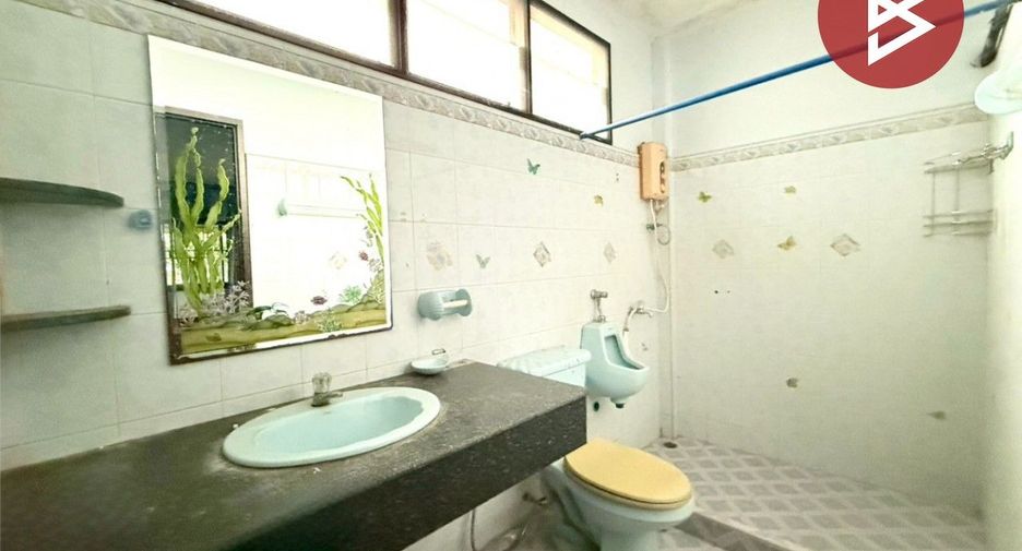 For sale 3 bedrooms house in Mueang Chanthaburi, Chanthaburi