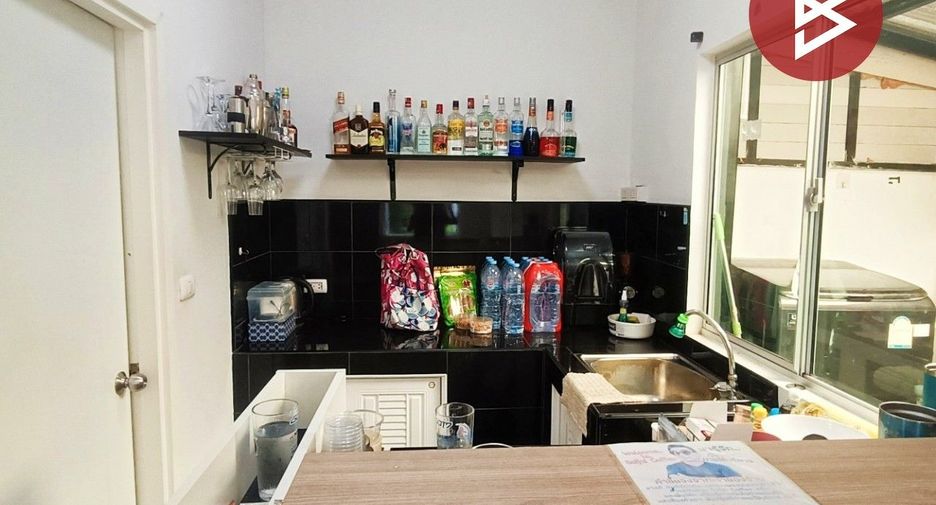 For sale 3 bedrooms townhouse in Bang Phli, Samut Prakan