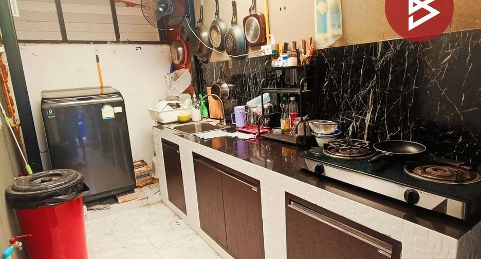 For sale 3 bedrooms townhouse in Bang Phli, Samut Prakan