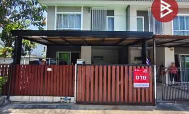 Casa adosada en venta de 3 habitaciones en Krathum Baen, Samut Sakhon