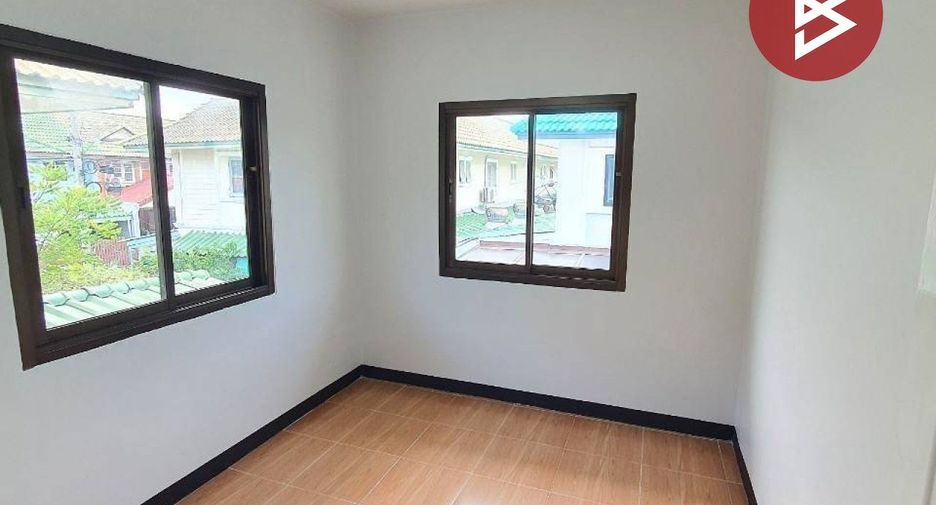For sale 3 bedrooms townhouse in Mueang Samut Prakan, Samut Prakan