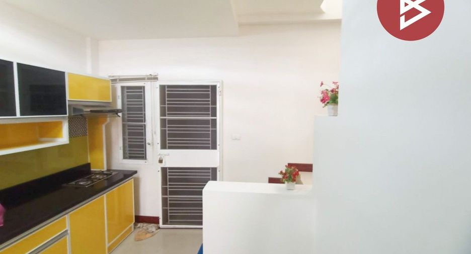 For sale 2 bedrooms townhouse in Bang Phli, Samut Prakan