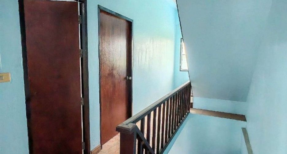 Reihenhaus zum Kauf mit 4 Zimmer in Mueang Samut Sakhon, Samut Sakhon