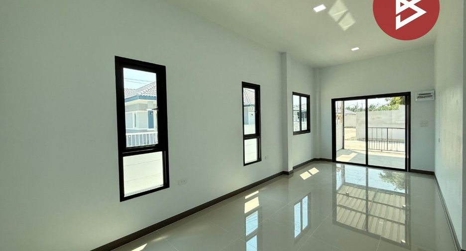 Haus zum Kauf mit 2 Zimmer in Mueang Nakhon Pathom, Nakhon Pathom