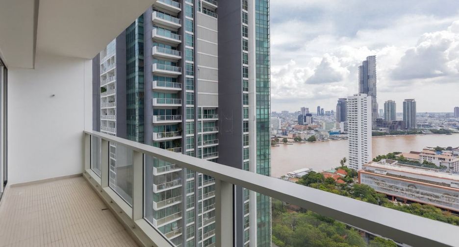 For rent 3 bedrooms condo in Sathon, Bangkok