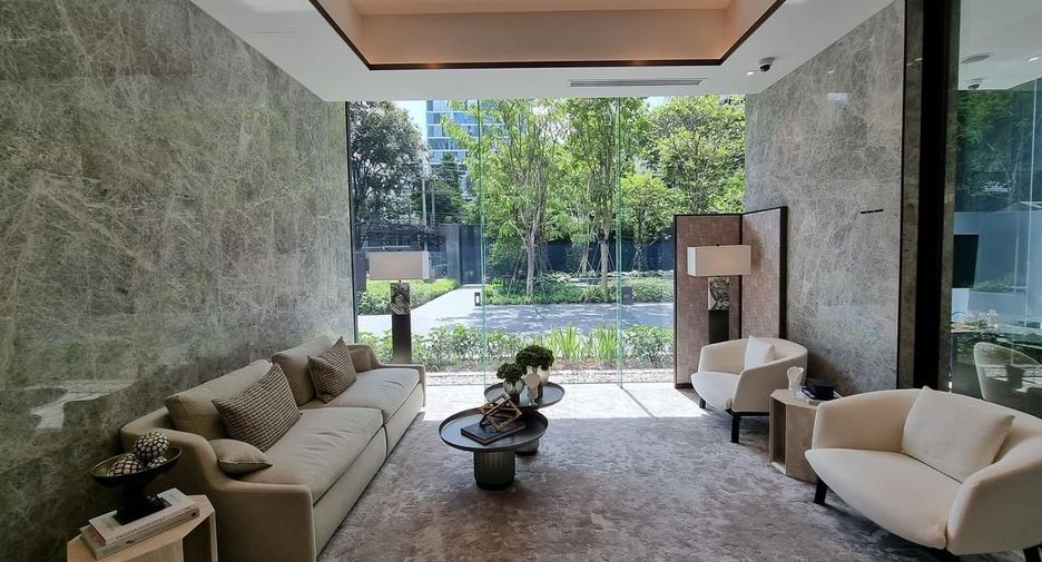 For sale 1 bed condo in Pathum Wan, Bangkok